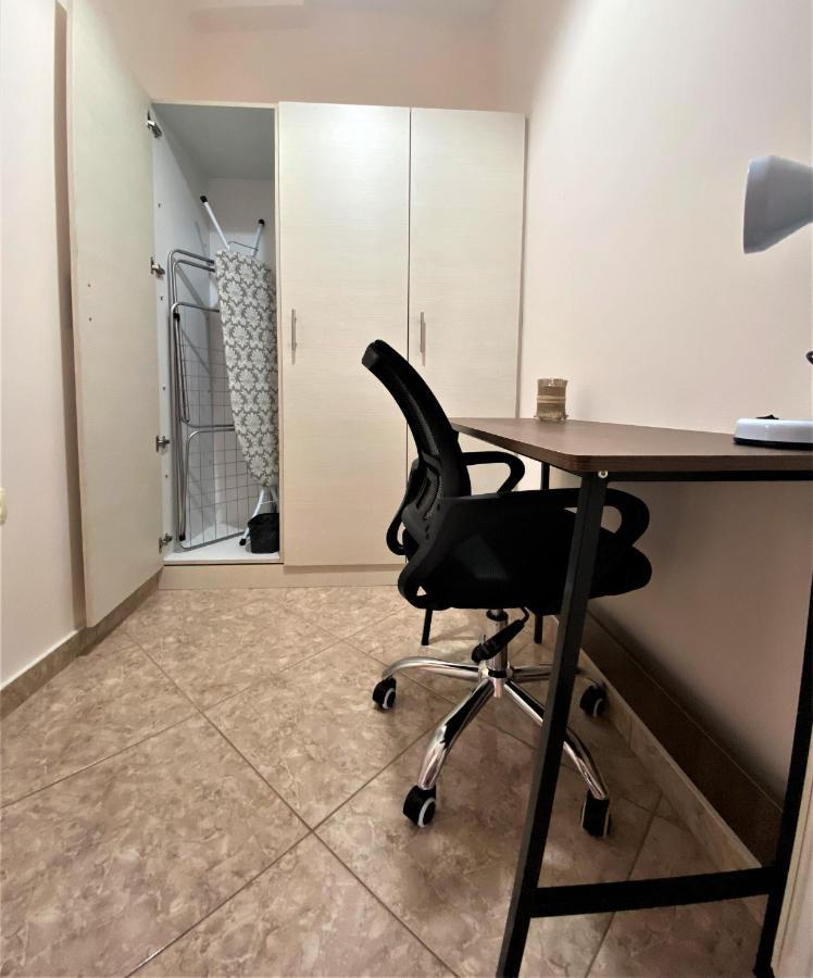 פורוס Lasithiotakis Apartments מראה חיצוני תמונה
