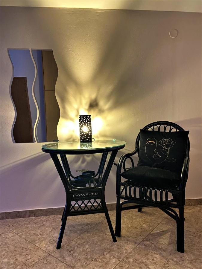 פורוס Lasithiotakis Apartments מראה חיצוני תמונה