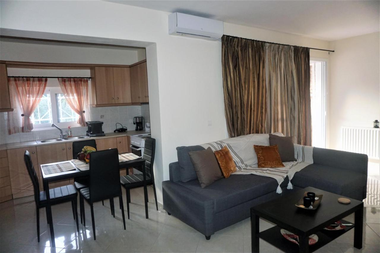 פורוס Lasithiotakis Apartments מראה חיצוני תמונה